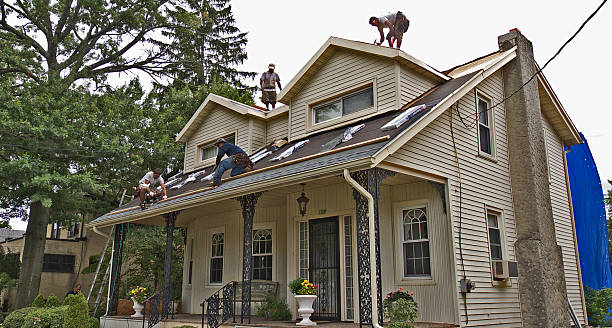 Best Tile Roofing Contractor  in Frazeysburg, OH